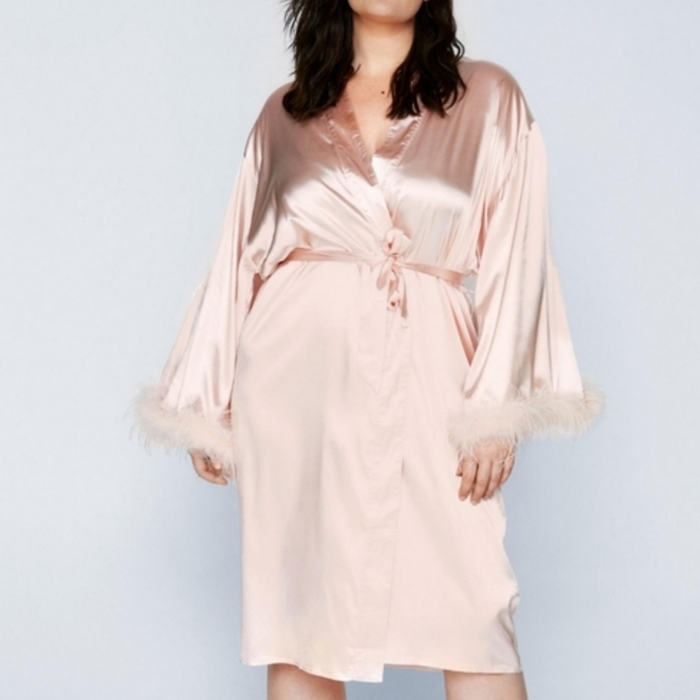 Nasty Gal Robe Champagne Feather Trimmed (US Size 18) NWT